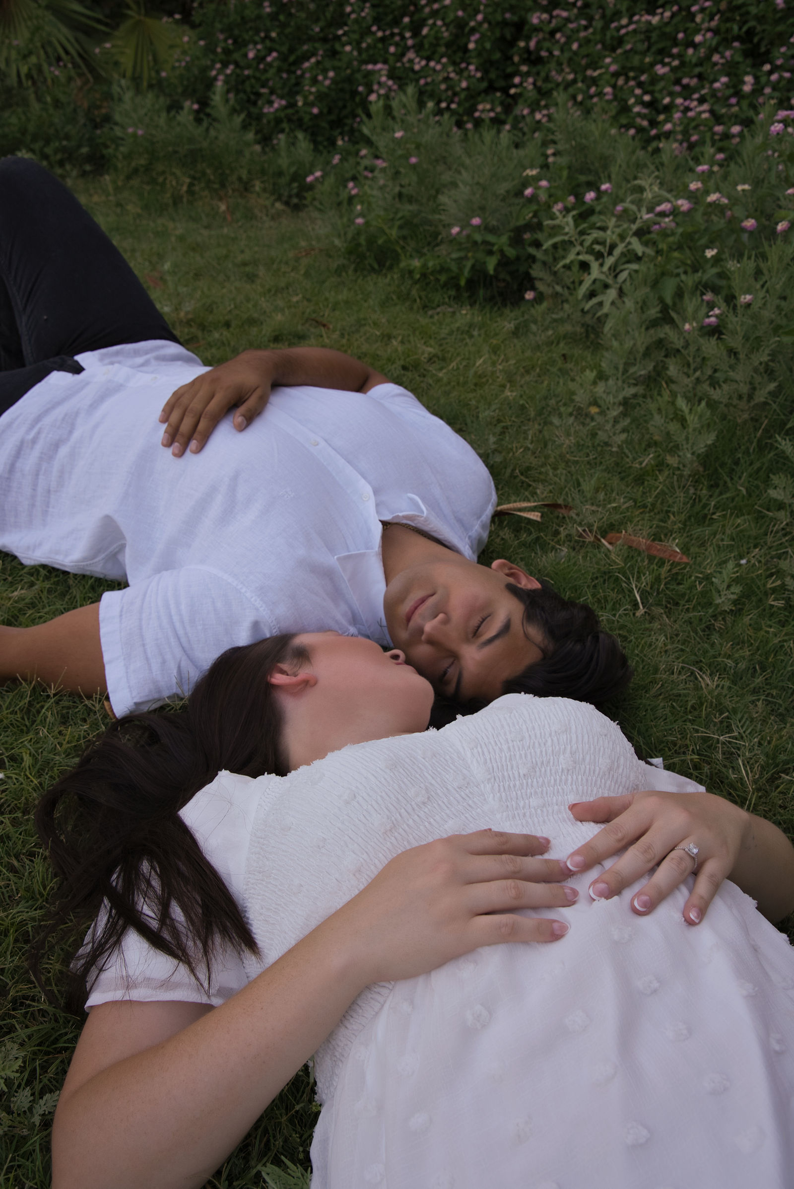 Anjyle & Efren Engagement Photo 12