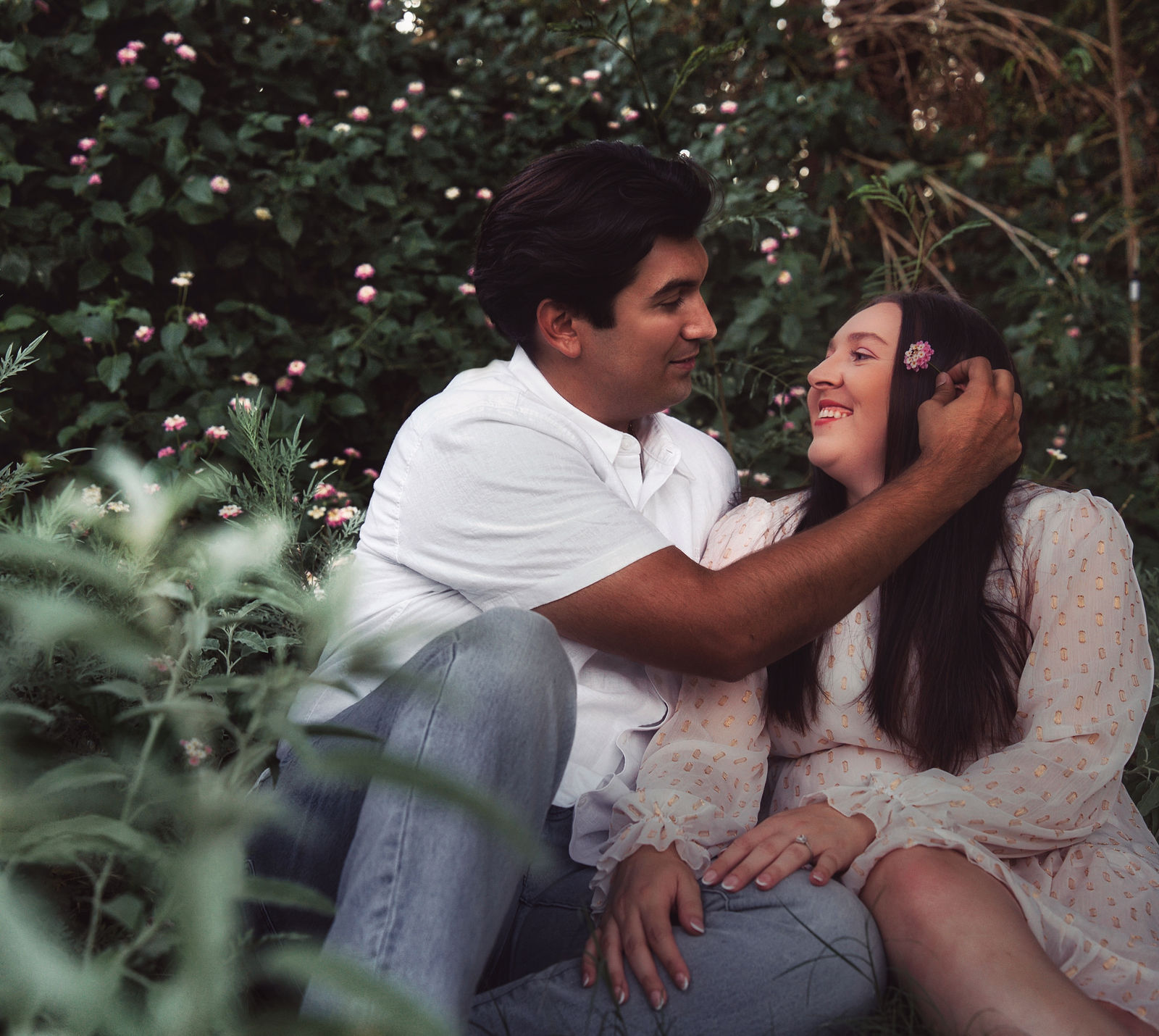 Anjyle & Efren Engagement Photo 17
