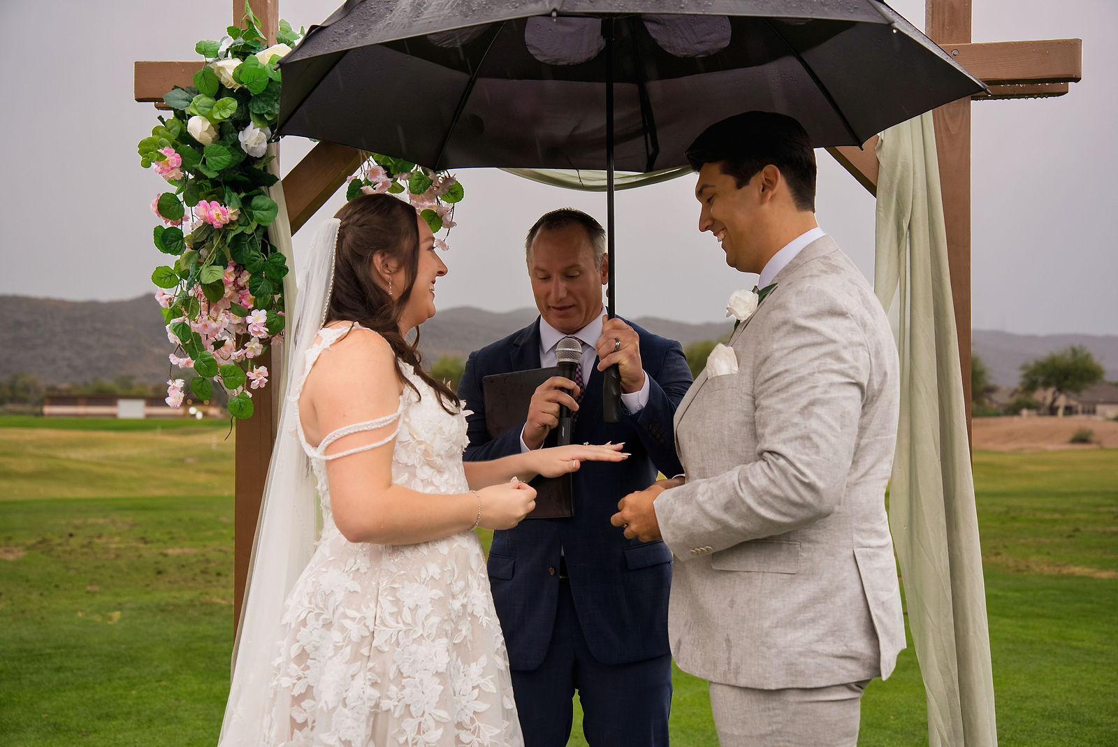 Anjyle & Efren Wedding Photo 11