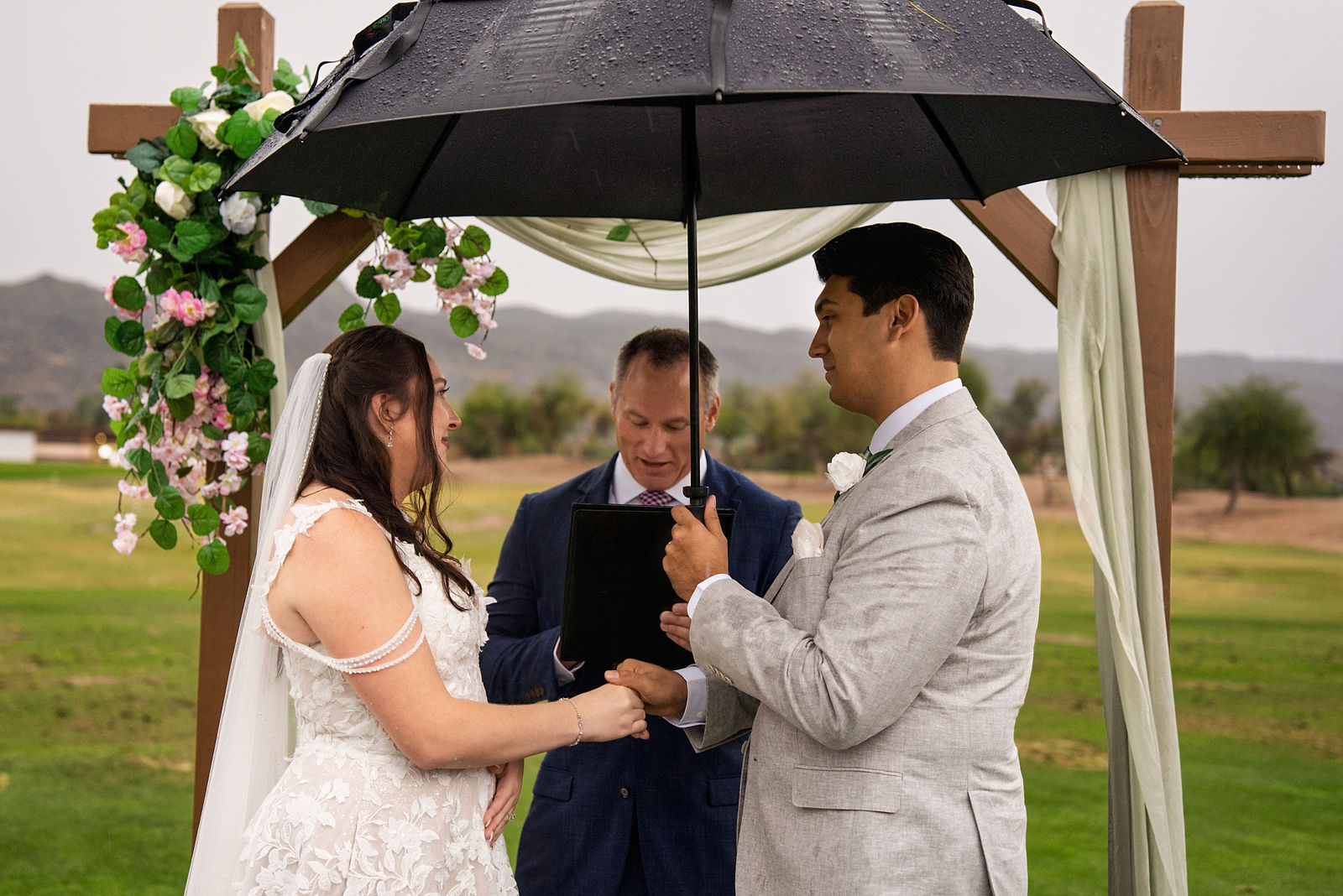 Anjyle & Efren Wedding Photo 12