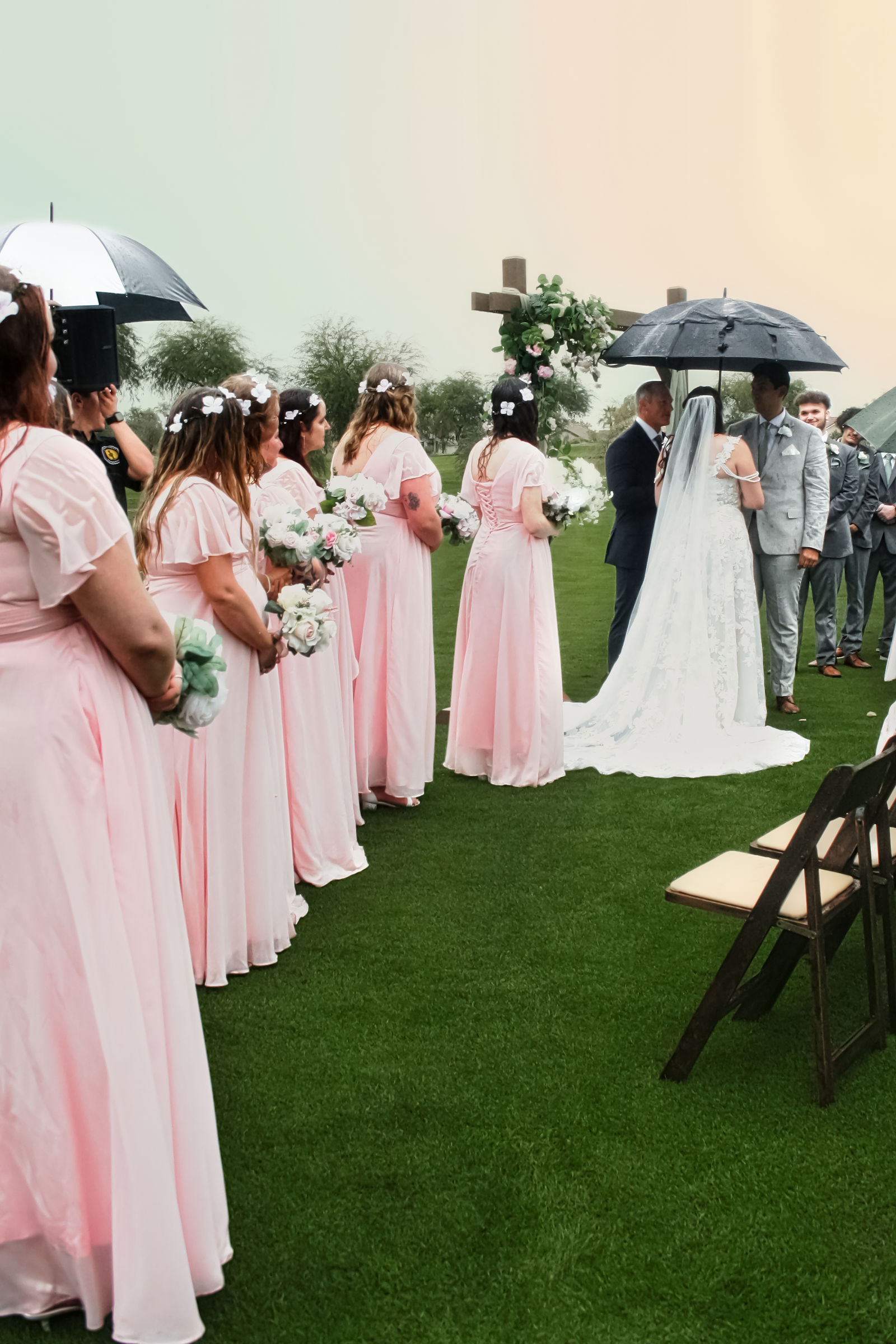 Anjyle & Efren Wedding Photo 34