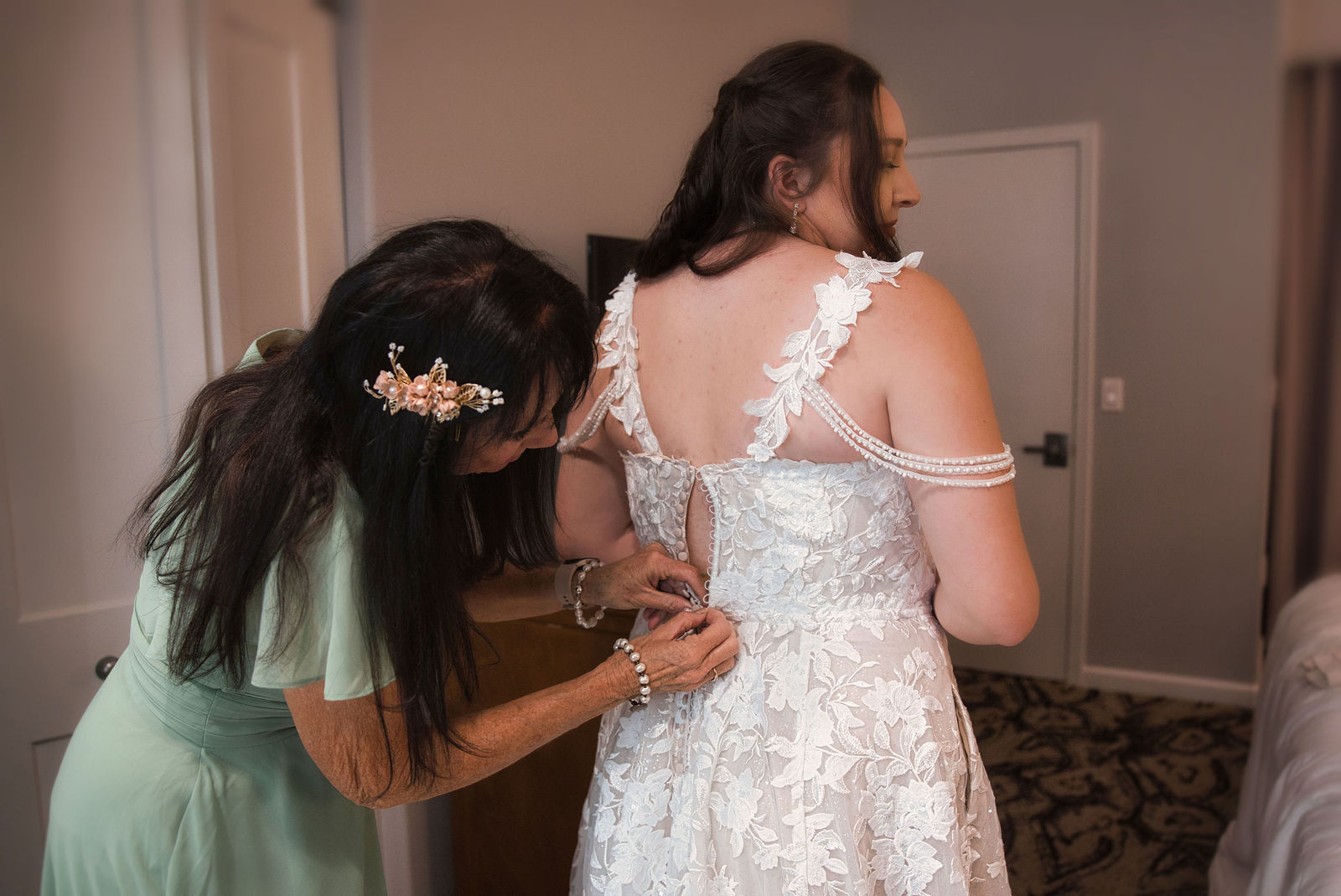Anjyle & Efren Wedding Photo 42