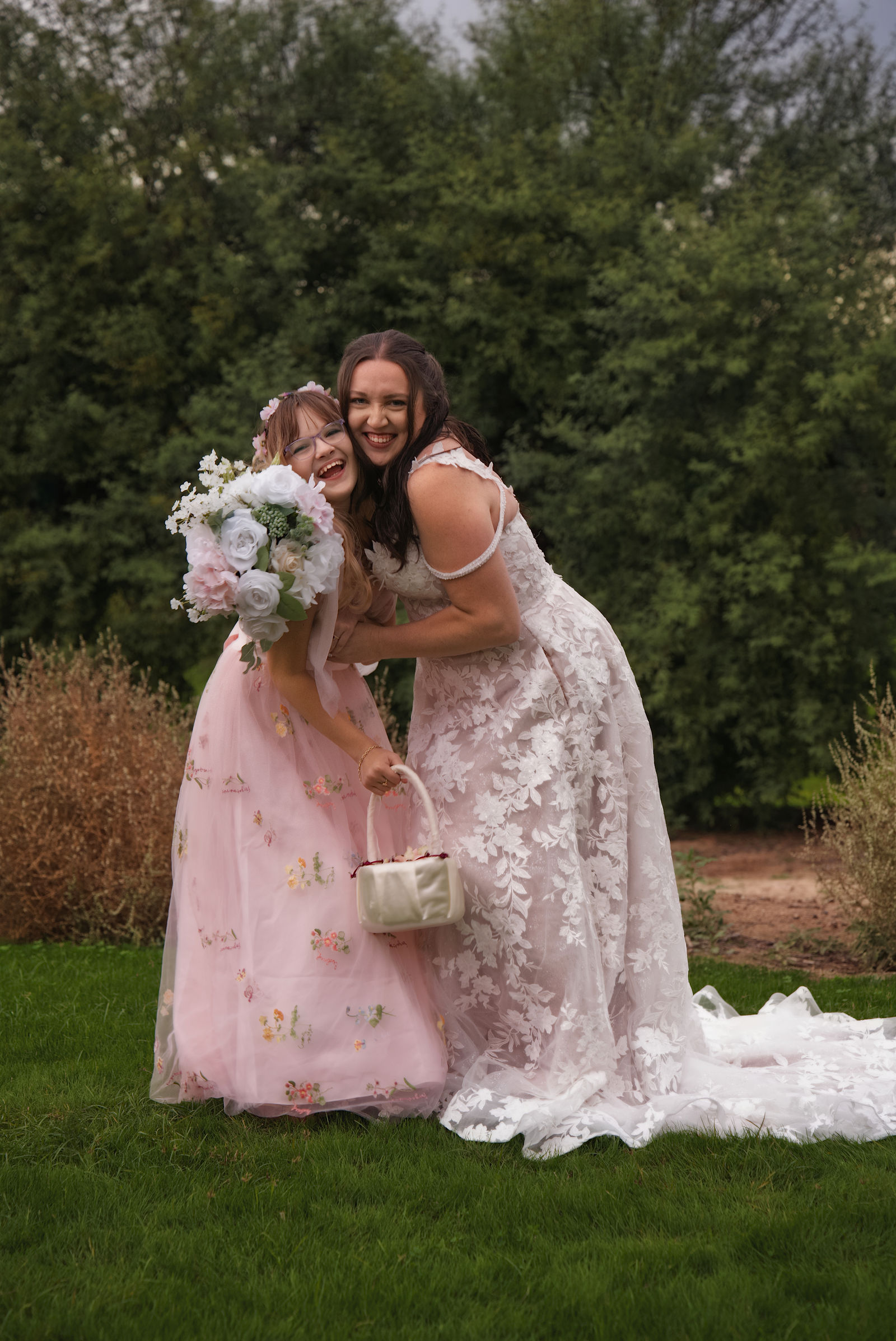 Anjyle & Efren Wedding Photo 81